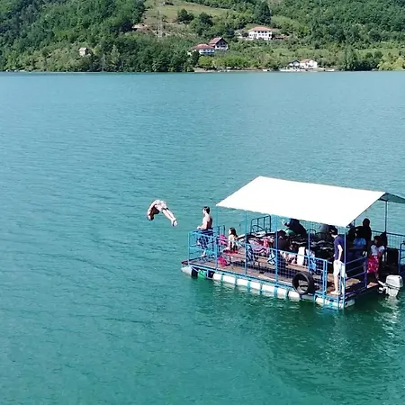 Zeleni Raj * 코니츠