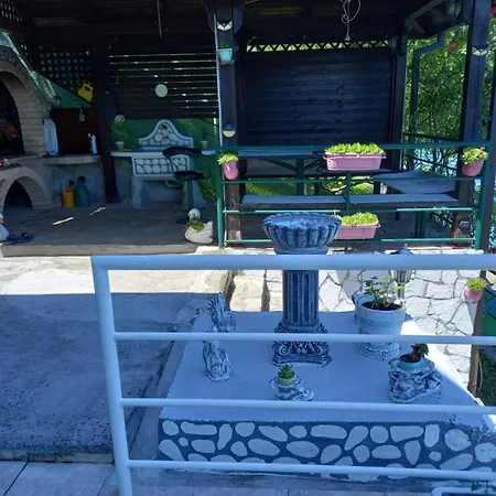 Zeleni Raj Tatil Evi
